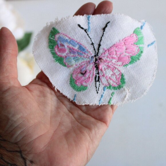Vintage Patch, Butterfly Embroidered Applique Pink Blue Green on White - Picture 6 of 9